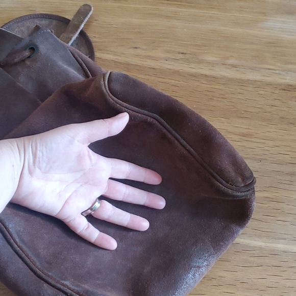 Soft Leather cross body backpack - Picture 11 of 11